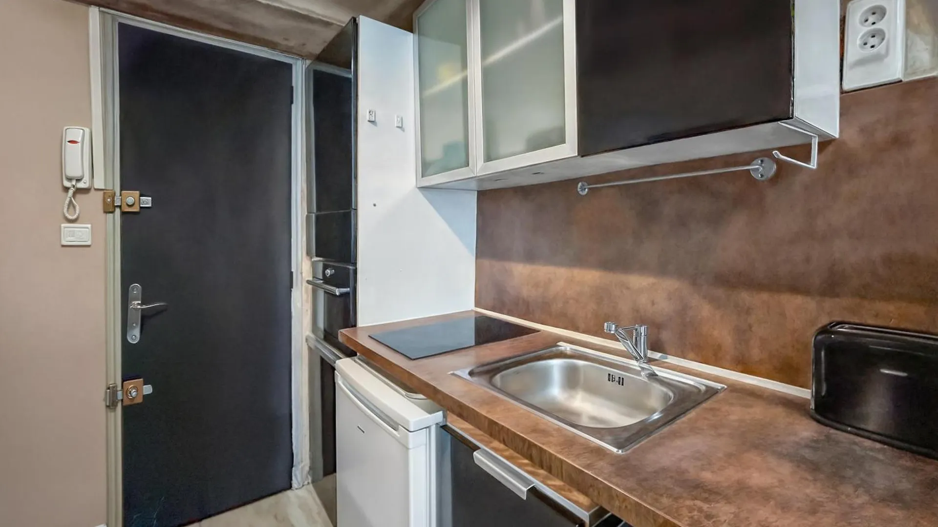 T2 Charmant Avec Mezzanine Au Coeur D'Aix Экс-ан-Прованс