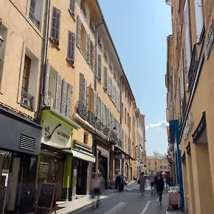 Appartement Spacieux T2 Au Coeur D'aix-en Provence, Aix-en-Provence